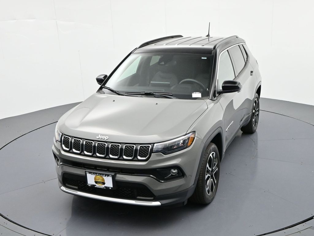 Jeep Compass Vehicle Full-screen Gallery Image 22