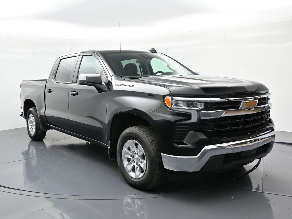 Chevrolet Silverado 1500 Vehicle Full-screen Gallery Image 4
