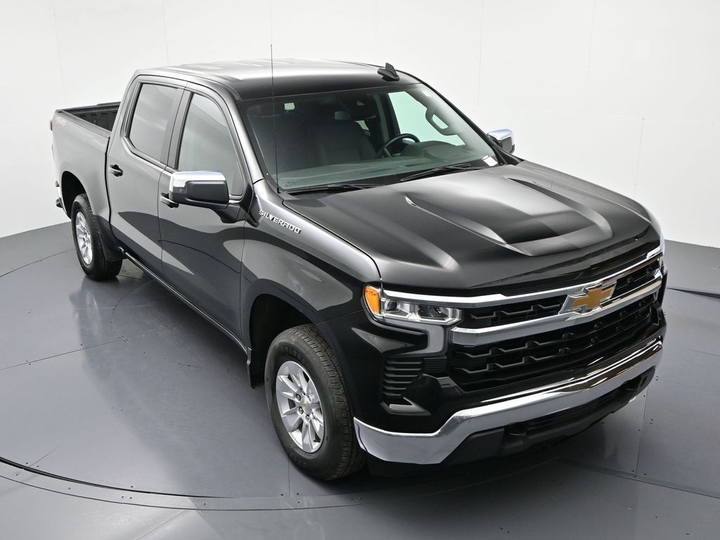 Chevrolet Silverado 1500 Vehicle Full-screen Gallery Image 16