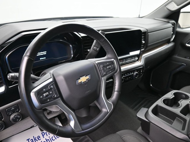 2025 Chevrolet Silverado 1500 LT - Photo 15