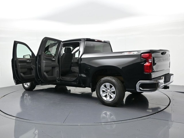 2025 Chevrolet Silverado 1500 LT - Photo 25