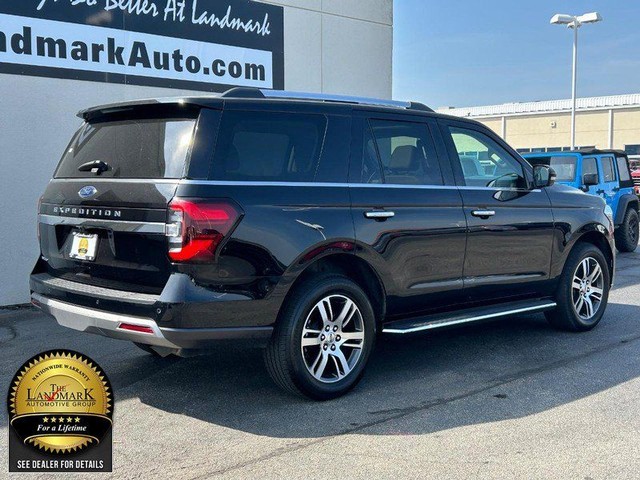 Ford Expedition Vehicle Full-screen Gallery Image 3