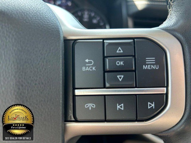 Ford Expedition Vehicle Full-screen Gallery Image 11