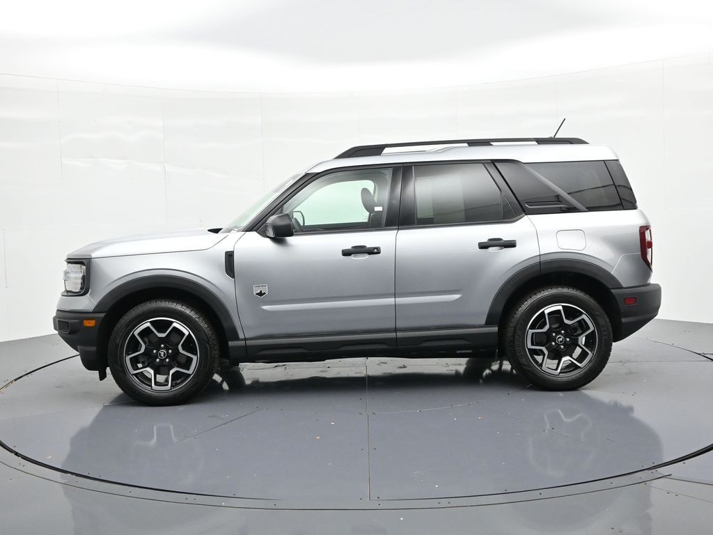 Ford Bronco Sport Vehicle Full-screen Gallery Image 09