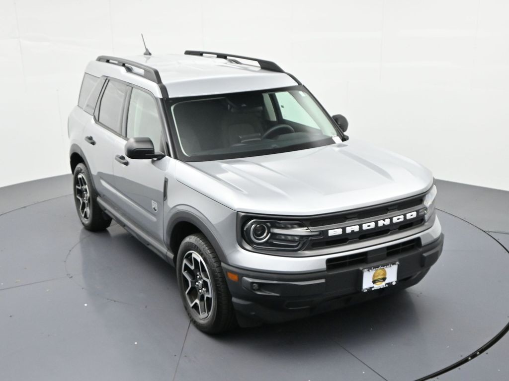 Ford Bronco Sport Vehicle Full-screen Gallery Image 17