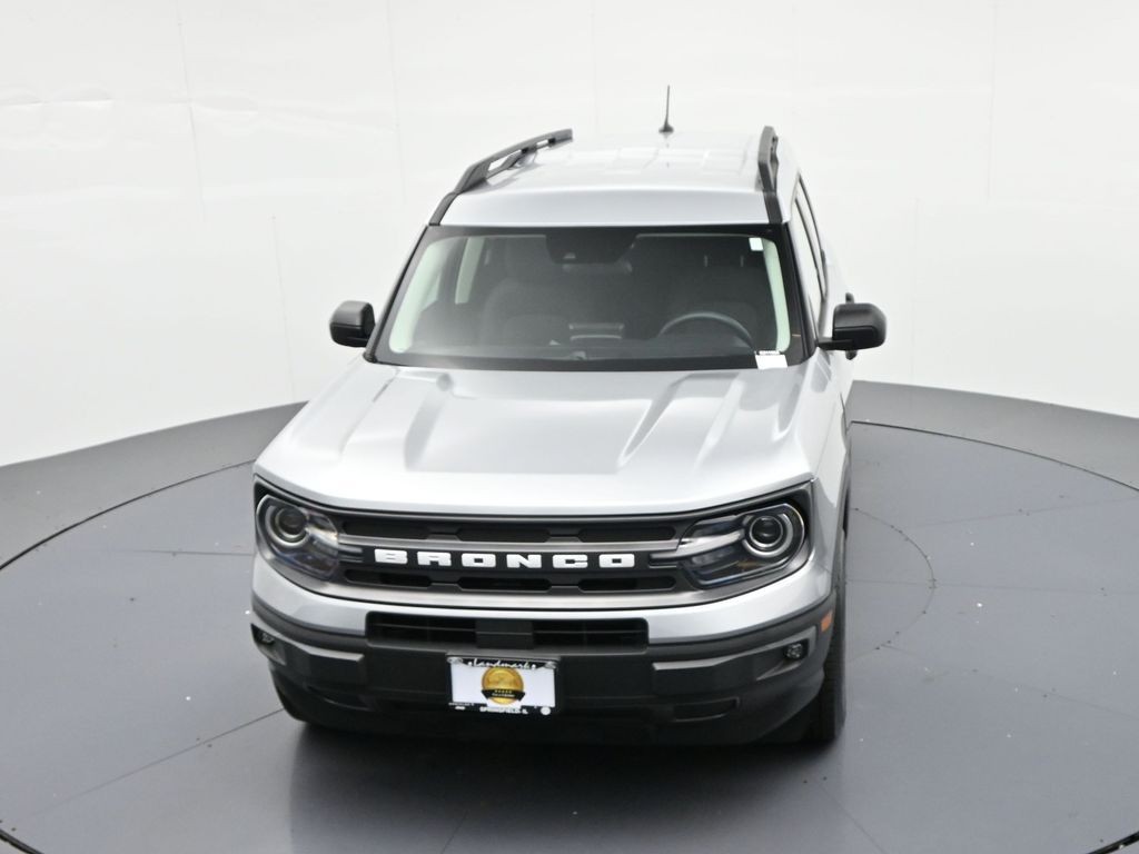 Ford Bronco Sport Vehicle Full-screen Gallery Image 18