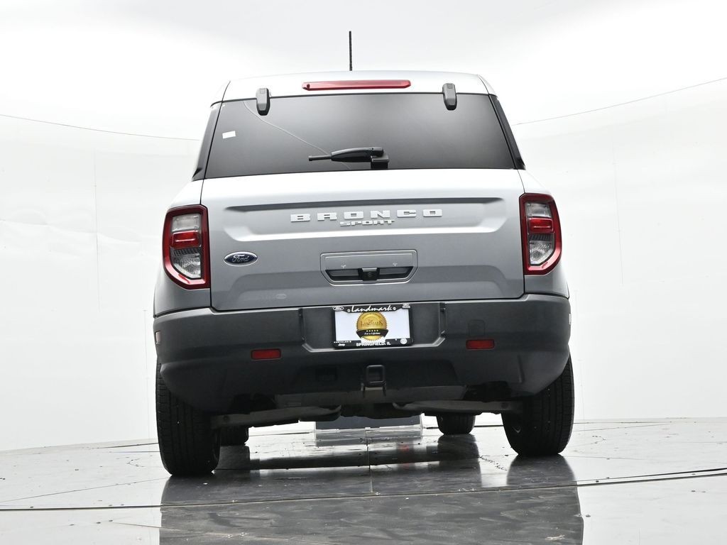 Ford Bronco Sport Vehicle Full-screen Gallery Image 22