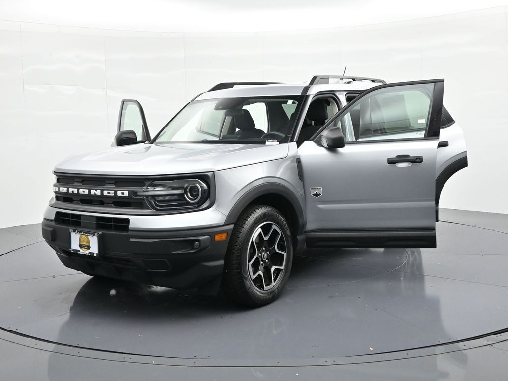 Ford Bronco Sport Vehicle Full-screen Gallery Image 27