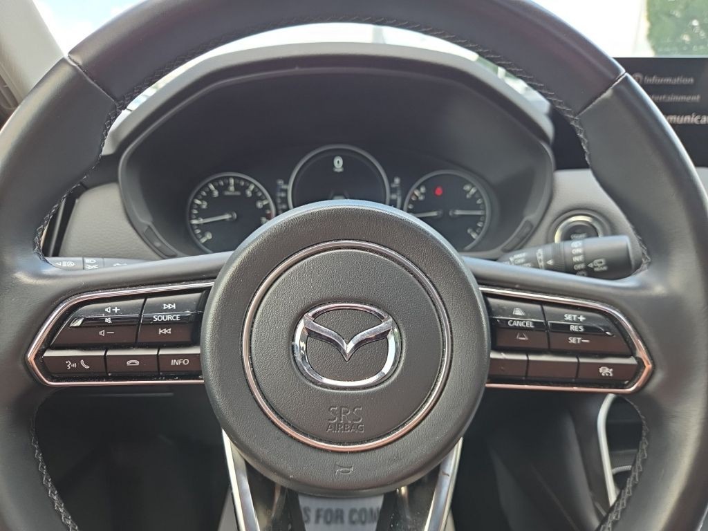 Mazda CX-90 Vehicle Full-screen Gallery Image 12