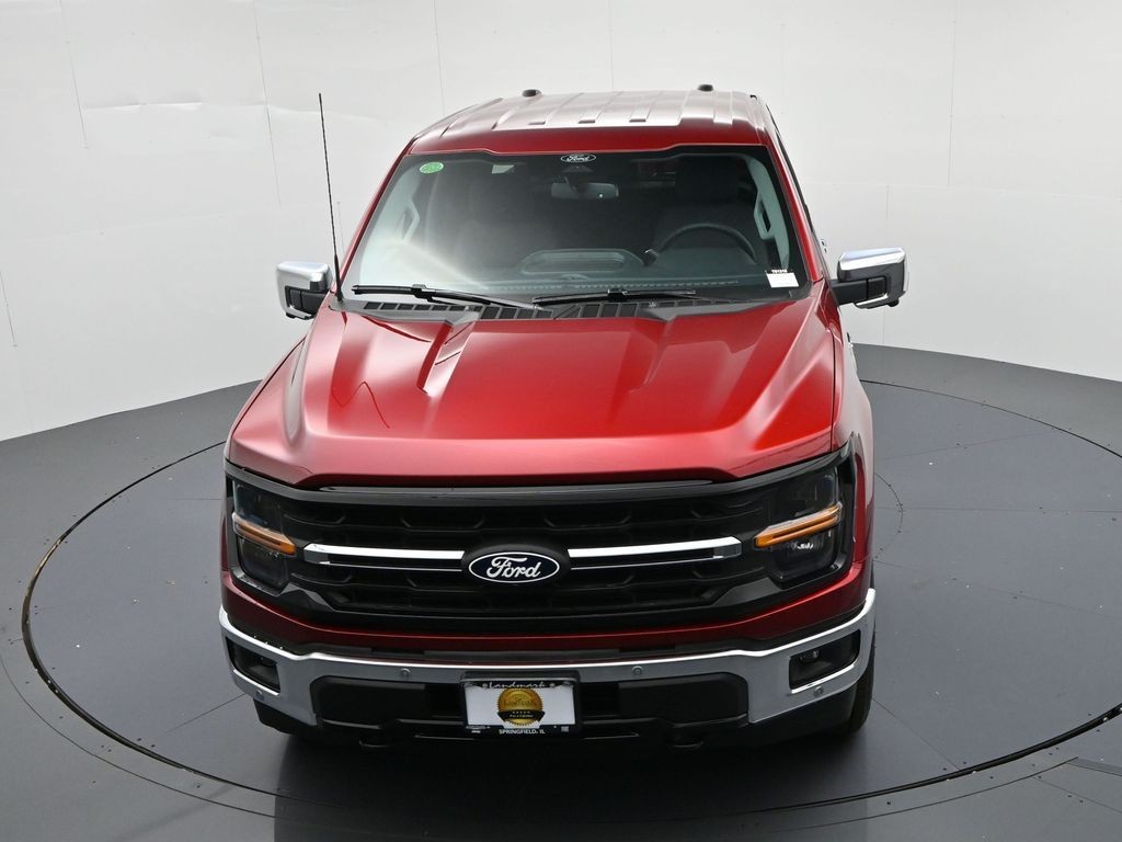 Ford F-150 Vehicle Full-screen Gallery Image 18