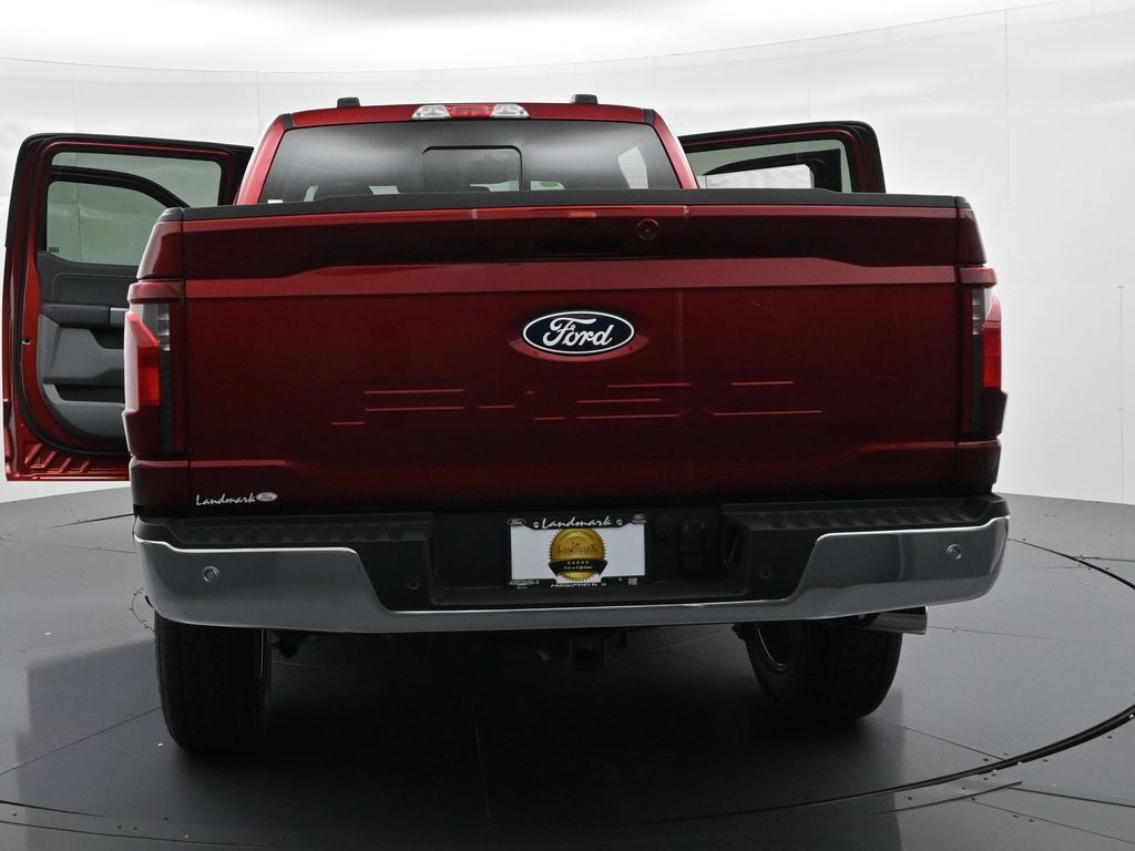 Ford F-150 Vehicle Full-screen Gallery Image 28