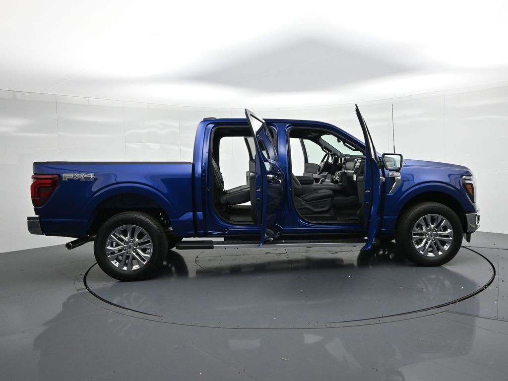 Ford F-150 Vehicle Full-screen Gallery Image 25