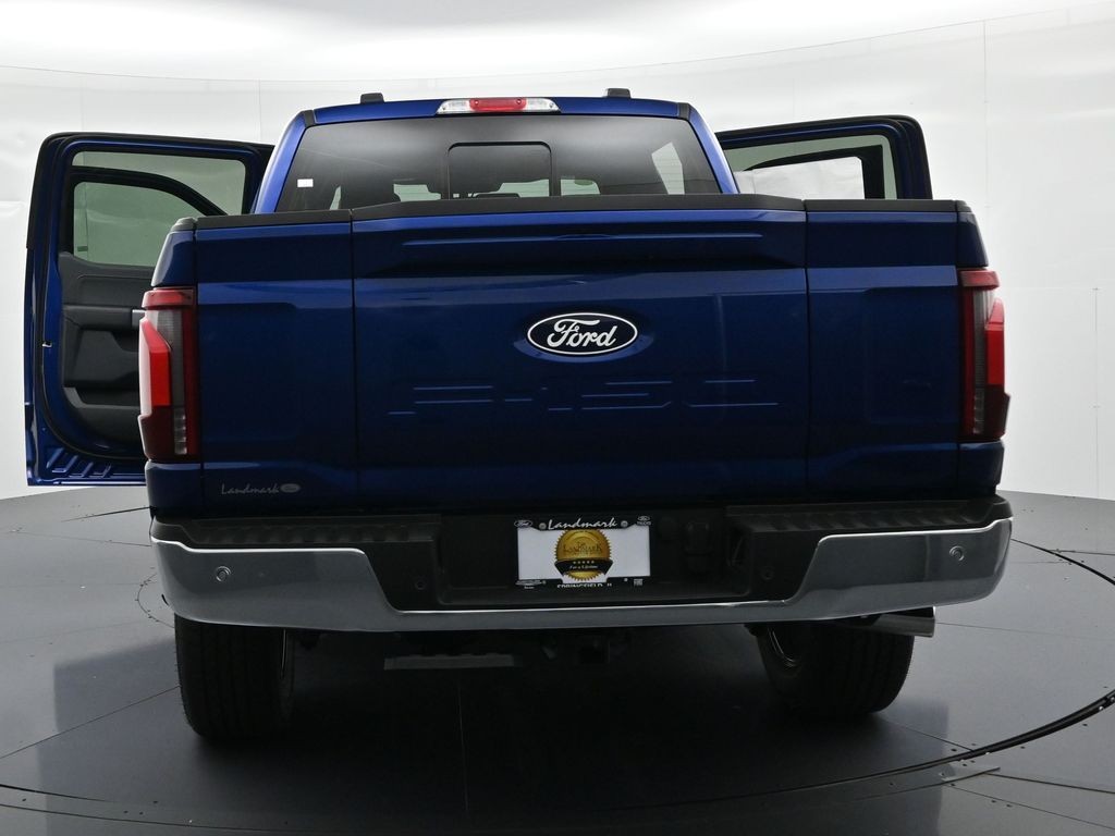 Ford F-150 Vehicle Full-screen Gallery Image 28