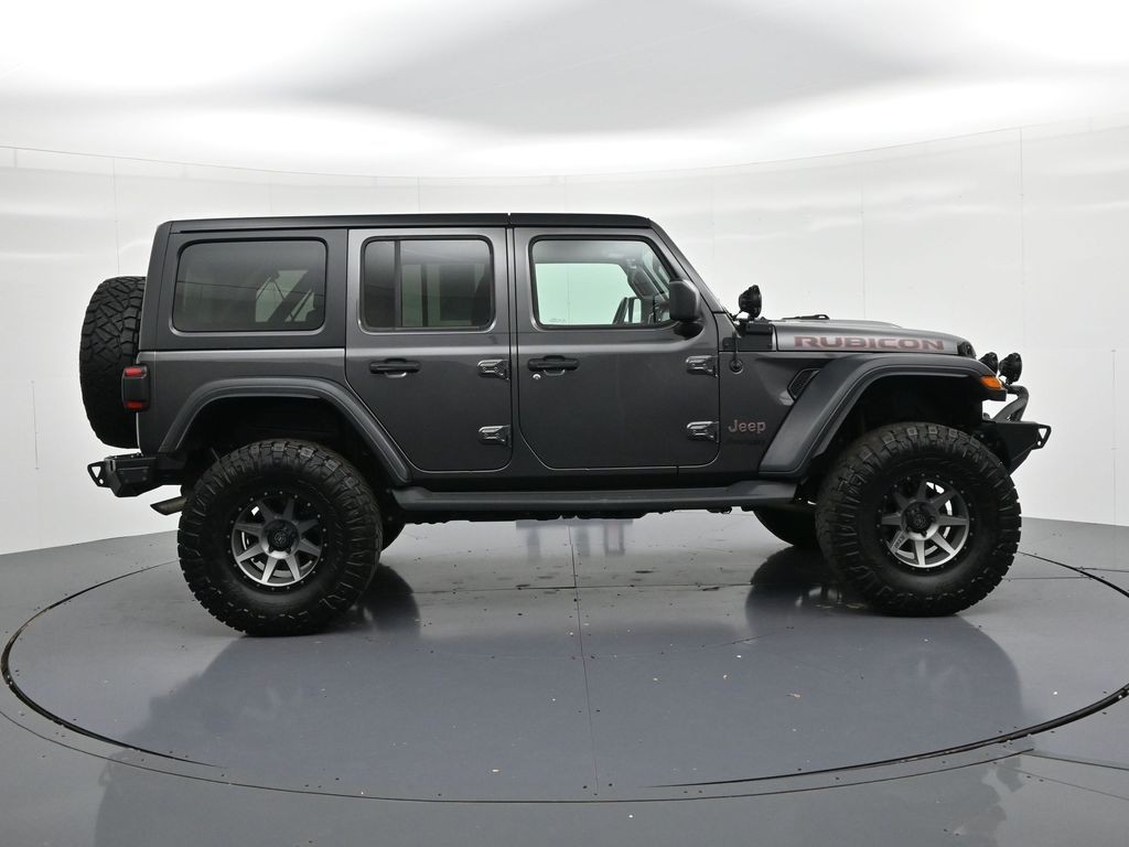 Jeep Wrangler Unlimited Vehicle Full-screen Gallery Image 5