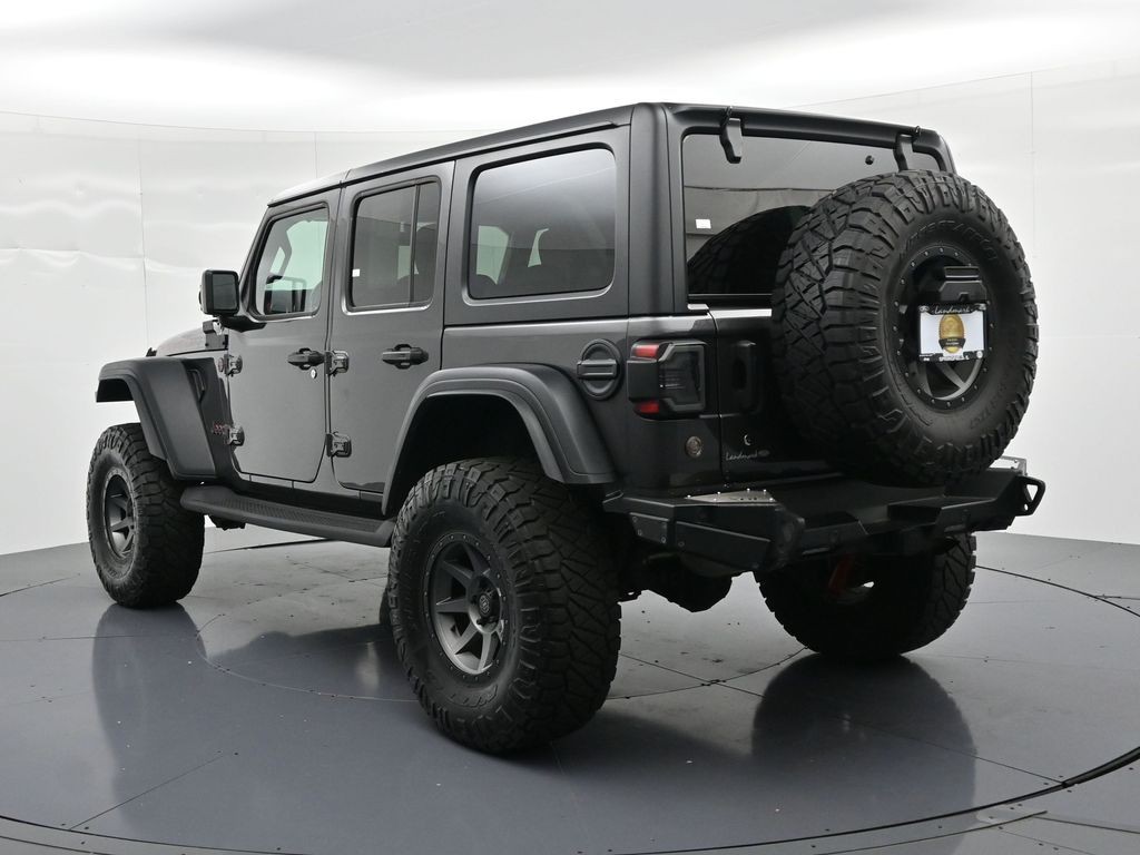 Jeep Wrangler Unlimited Vehicle Full-screen Gallery Image 8