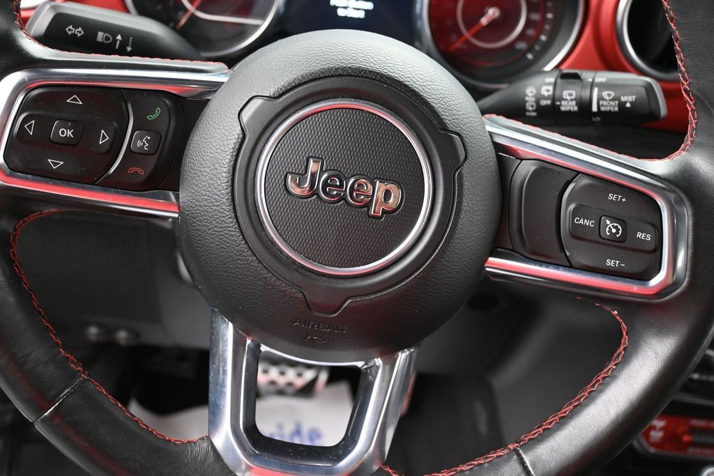 Jeep Wrangler Unlimited Vehicle Full-screen Gallery Image 14
