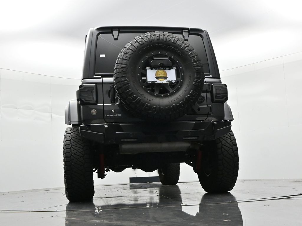 Jeep Wrangler Unlimited Vehicle Full-screen Gallery Image 21