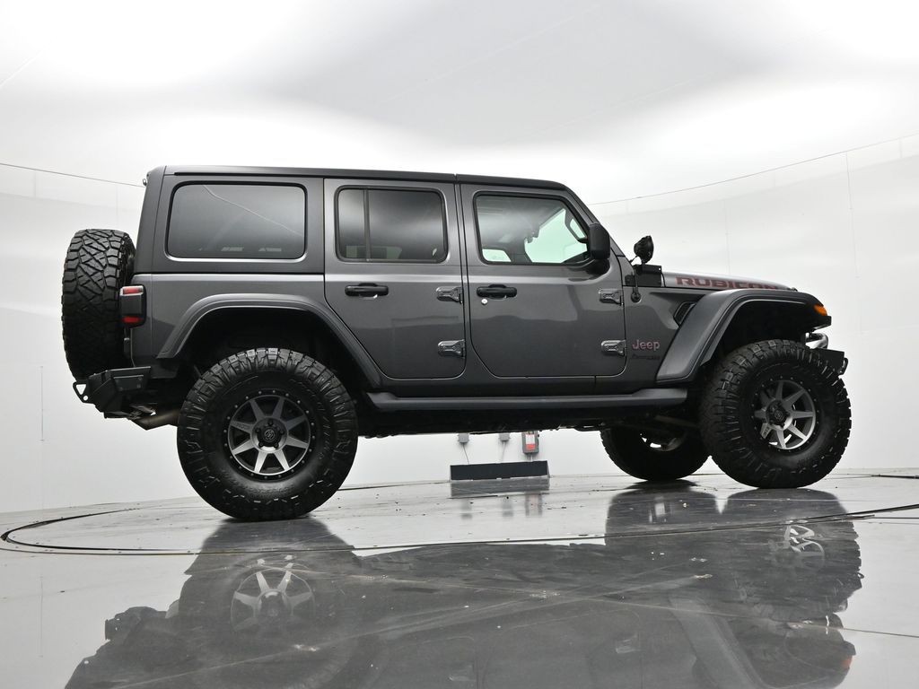 Jeep Wrangler Unlimited Vehicle Full-screen Gallery Image 23