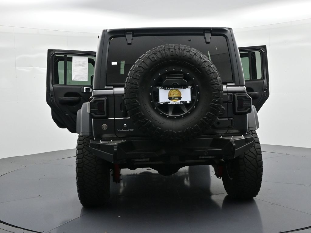 Jeep Wrangler Unlimited Vehicle Full-screen Gallery Image 27