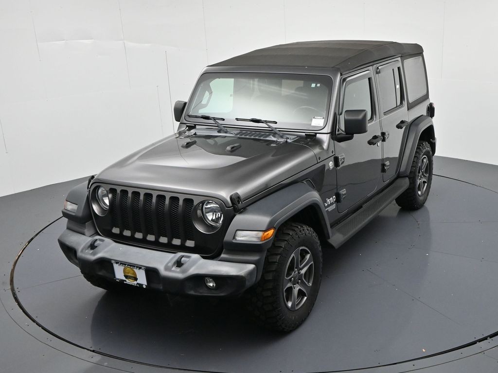 Jeep Wrangler Unlimited Vehicle Full-screen Gallery Image 16