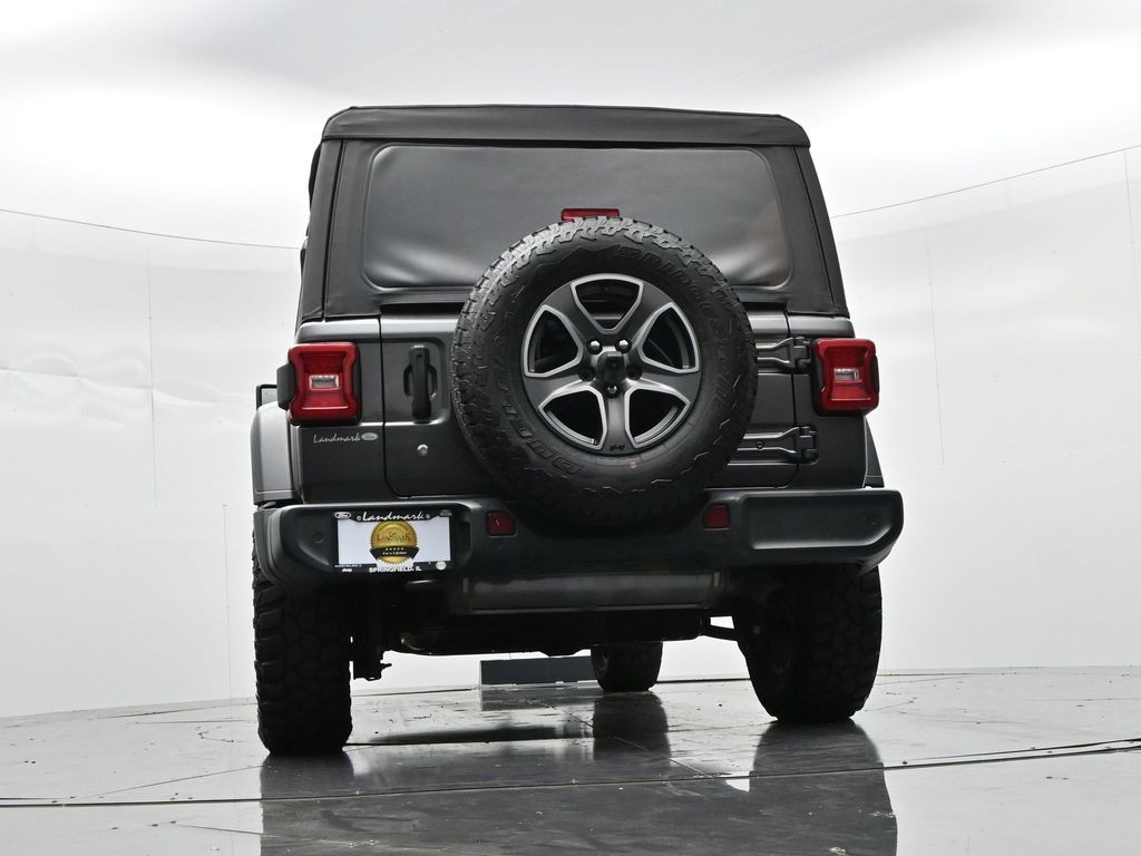 Jeep Wrangler Unlimited Vehicle Full-screen Gallery Image 19