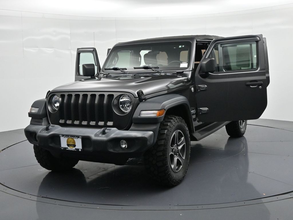 Jeep Wrangler Unlimited Vehicle Full-screen Gallery Image 24