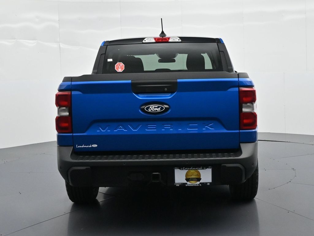 Ford Maverick Vehicle Full-screen Gallery Image 7