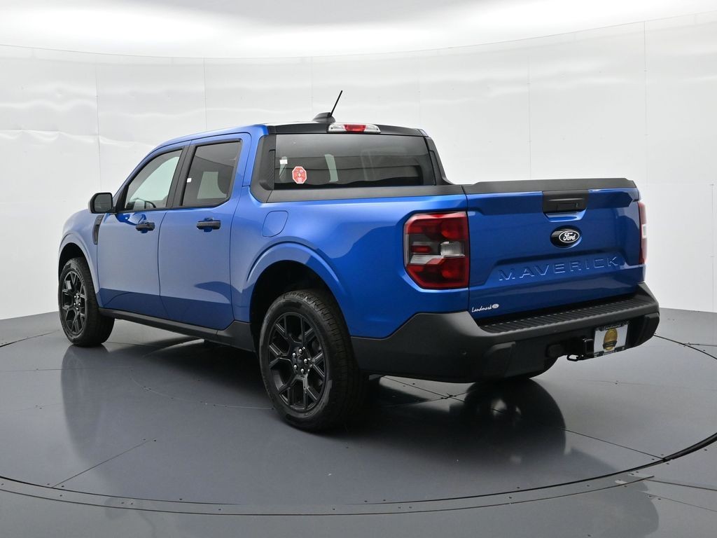 Ford Maverick Vehicle Full-screen Gallery Image 8
