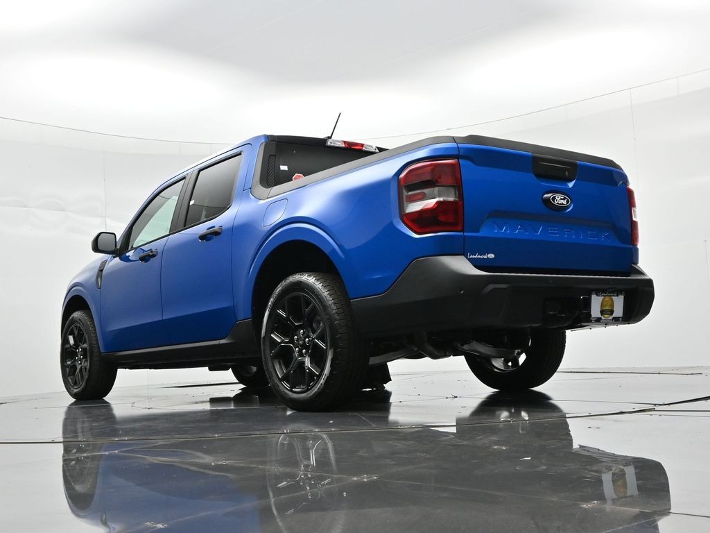 Ford Maverick Vehicle Full-screen Gallery Image 21