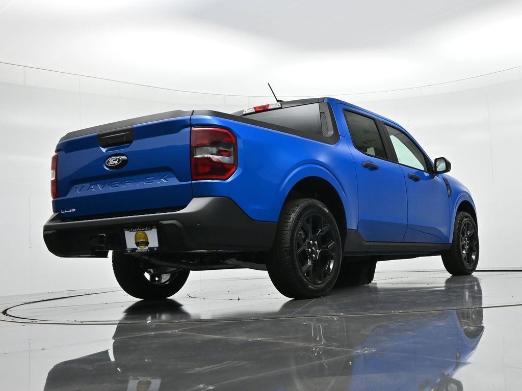 Ford Maverick Vehicle Full-screen Gallery Image 23