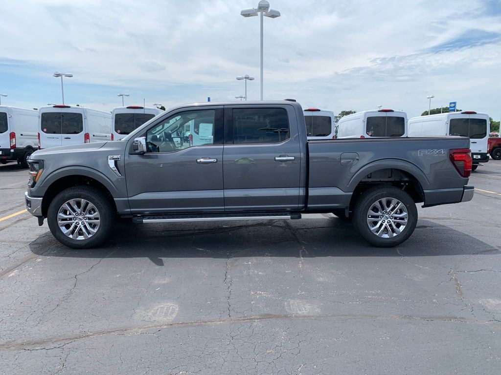 Ford F-150 Vehicle Full-screen Gallery Image 5