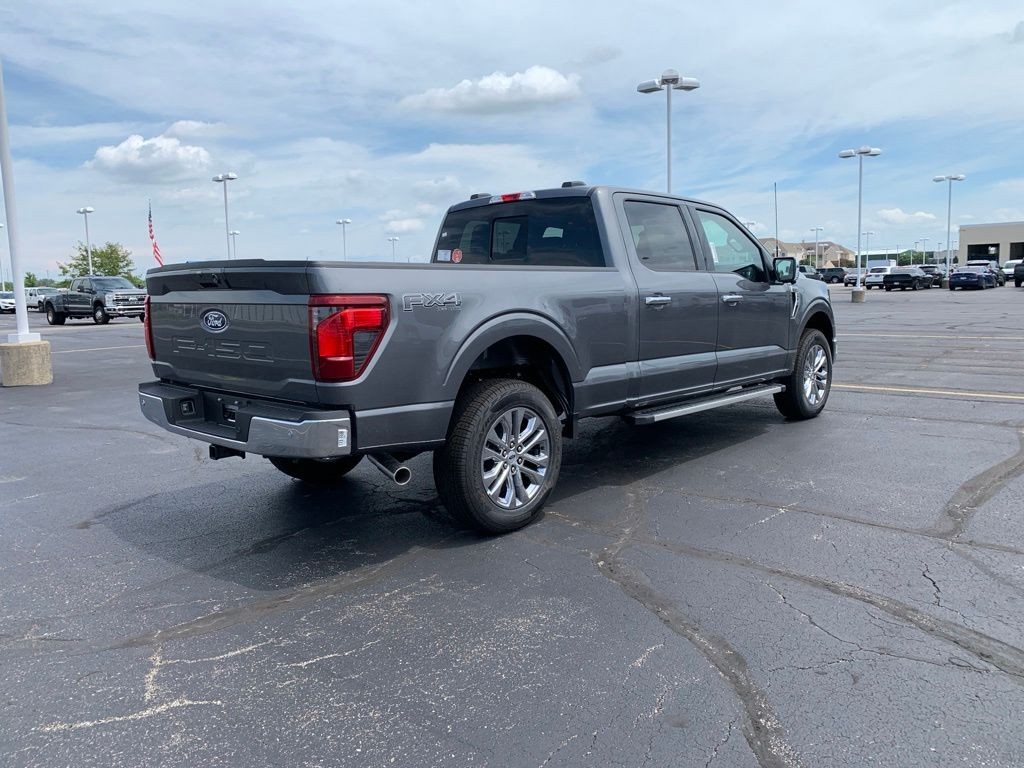 Ford F-150 Vehicle Full-screen Gallery Image 7