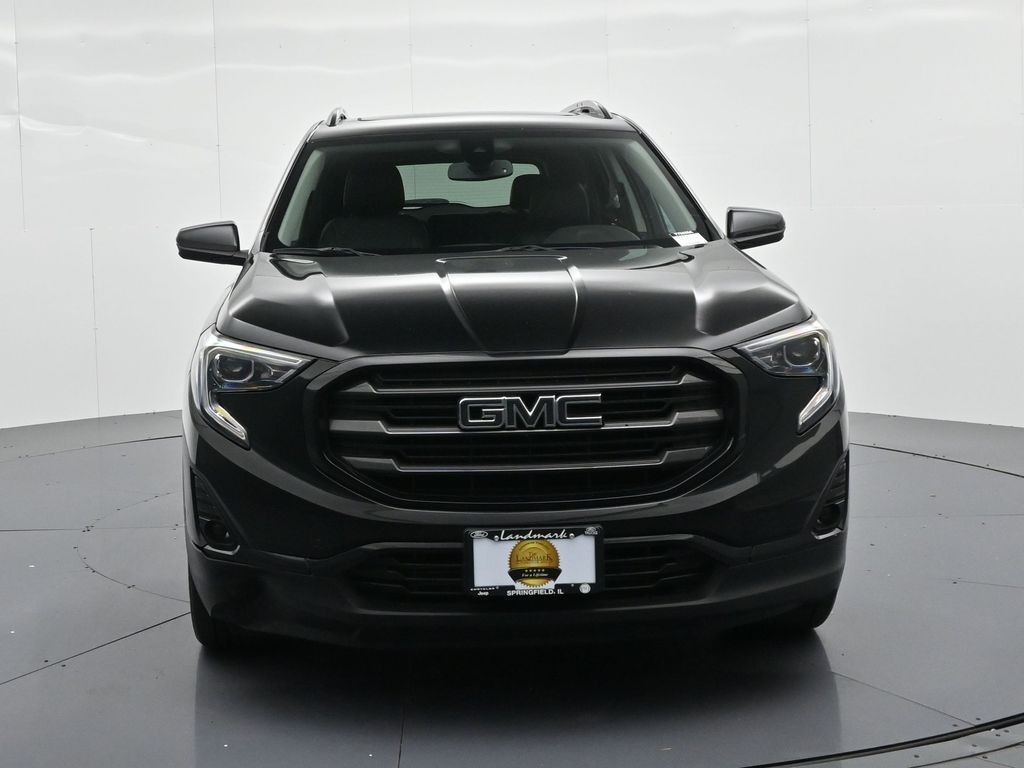 GMC Terrain Vehicle Full-screen Gallery Image 3