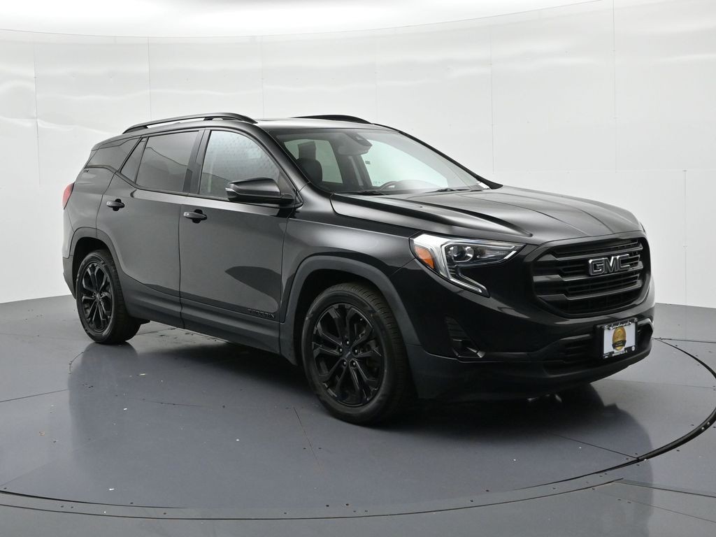 GMC Terrain Vehicle Full-screen Gallery Image 4