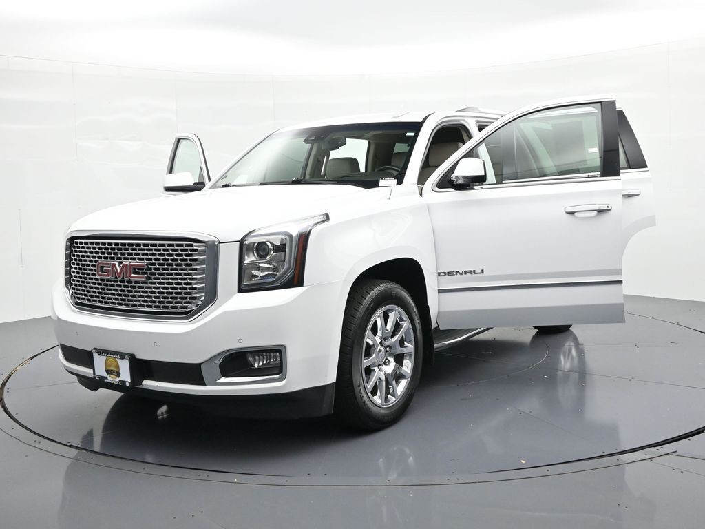GMC Yukon Vehicle Full-screen Gallery Image 27