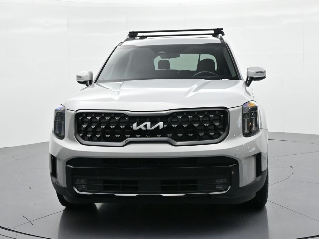 Kia Telluride Vehicle Full-screen Gallery Image 3