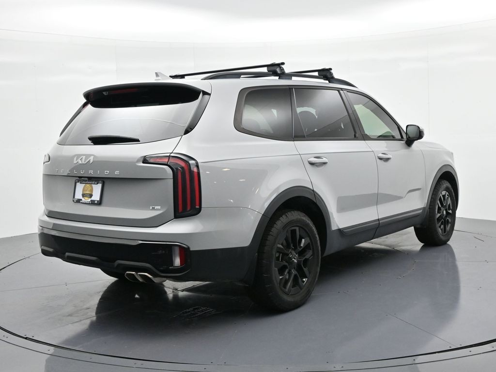 Kia Telluride Vehicle Full-screen Gallery Image 6
