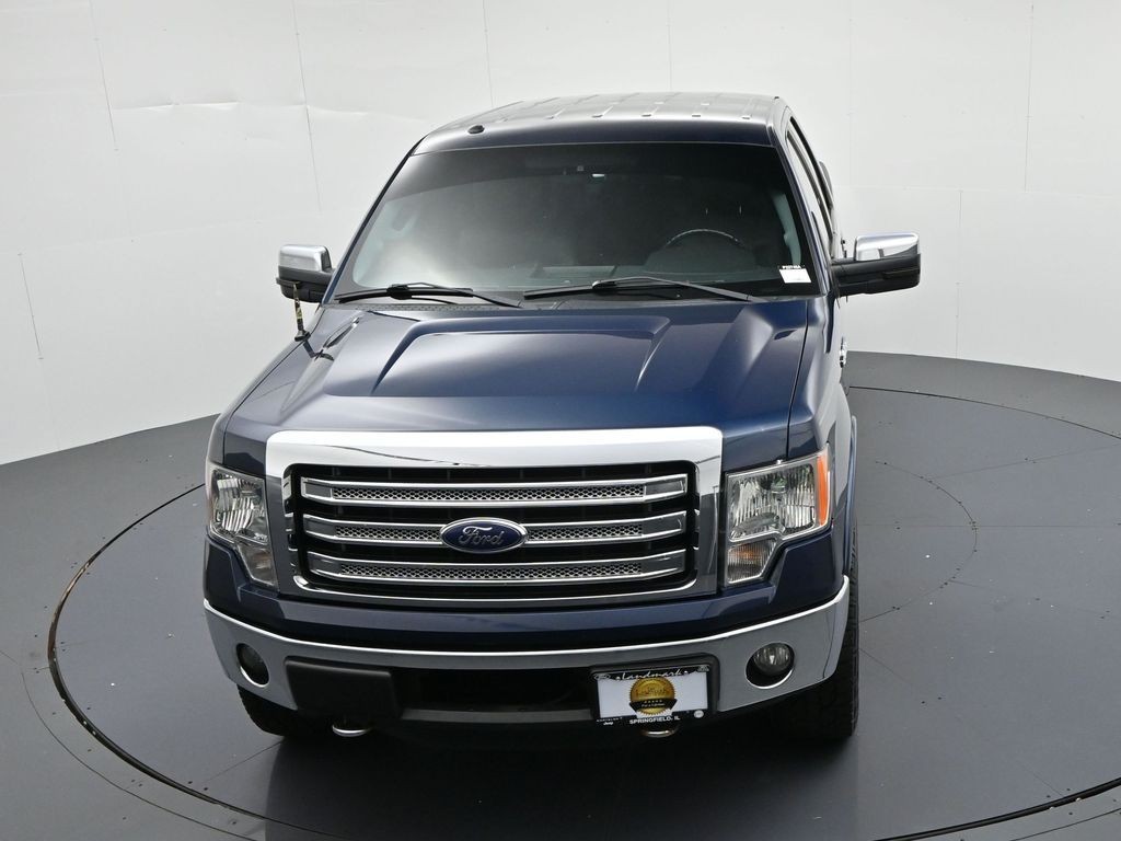 Ford F-150 Vehicle Full-screen Gallery Image 16