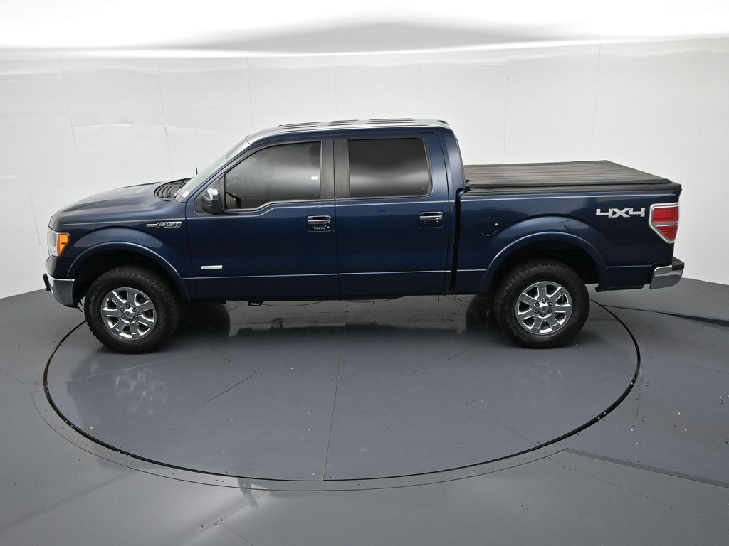 Ford F-150 Vehicle Full-screen Gallery Image 18