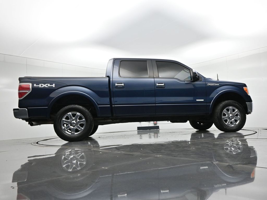 Ford F-150 Vehicle Full-screen Gallery Image 22