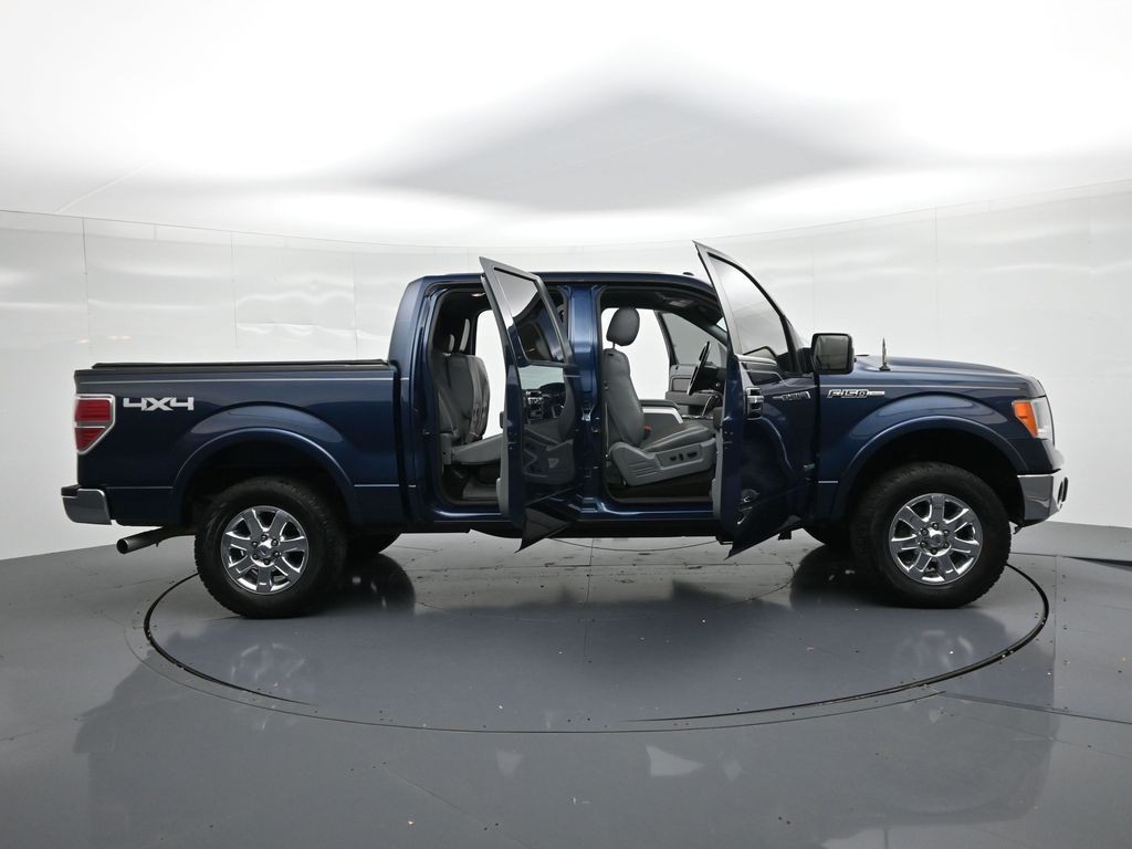 Ford F-150 Vehicle Full-screen Gallery Image 23