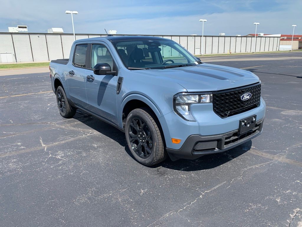 Ford Maverick Vehicle Full-screen Gallery Image 9