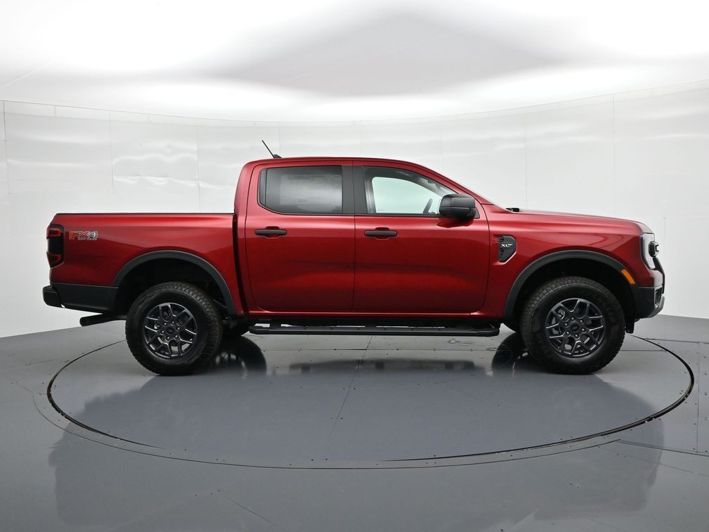 Ford Ranger Vehicle Full-screen Gallery Image 5