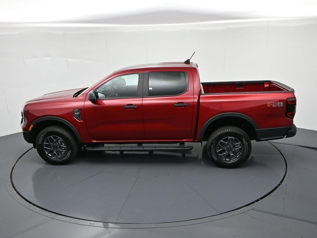 Ford Ranger Vehicle Full-screen Gallery Image 20