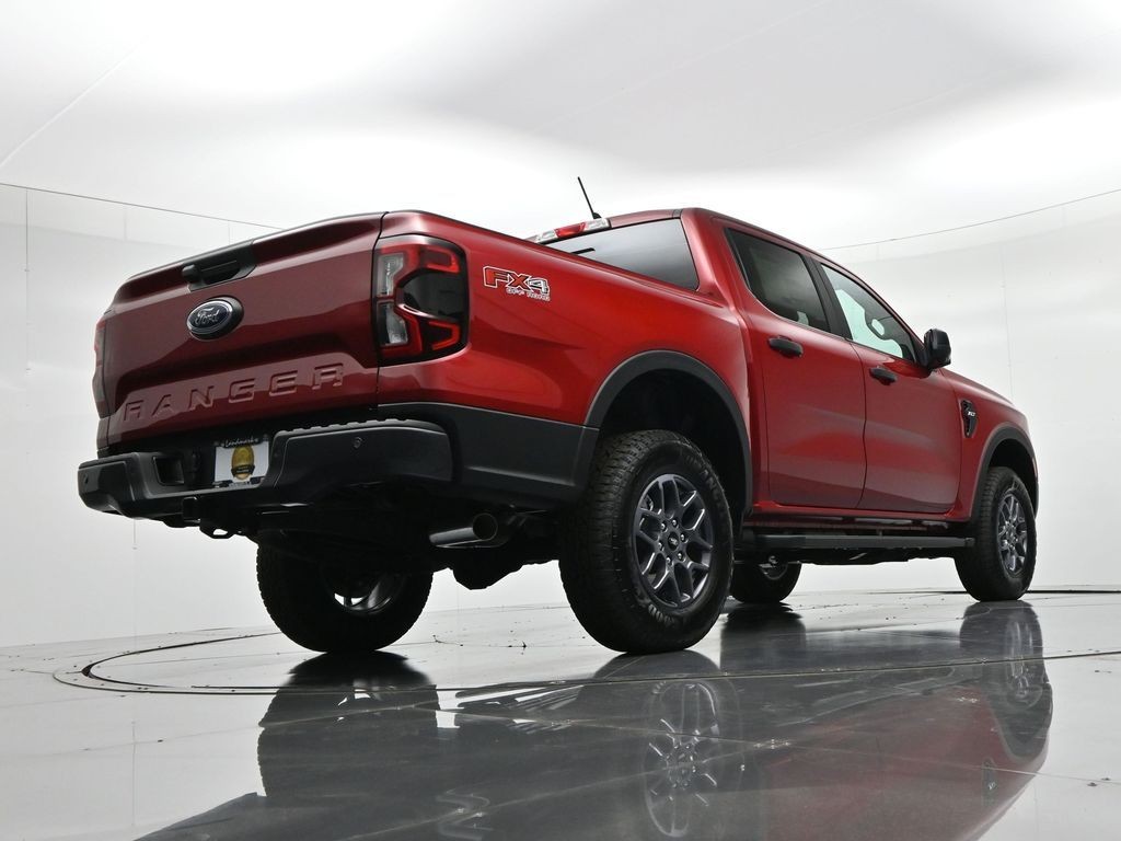 Ford Ranger Vehicle Full-screen Gallery Image 23