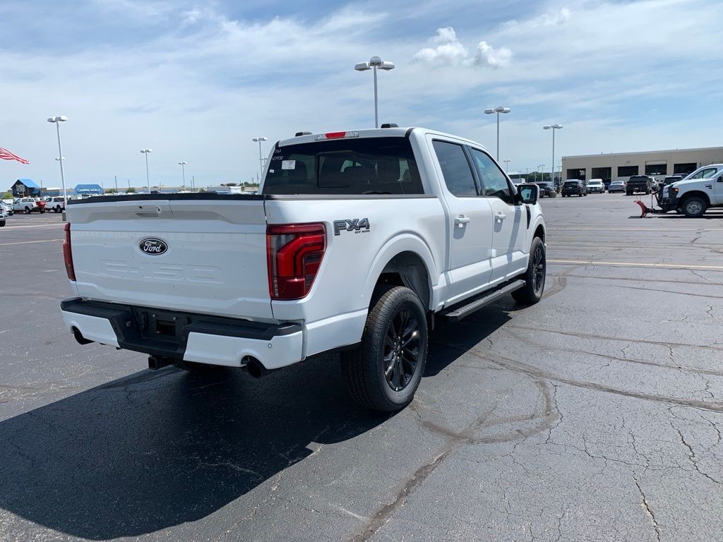Ford F-150 Vehicle Full-screen Gallery Image 7