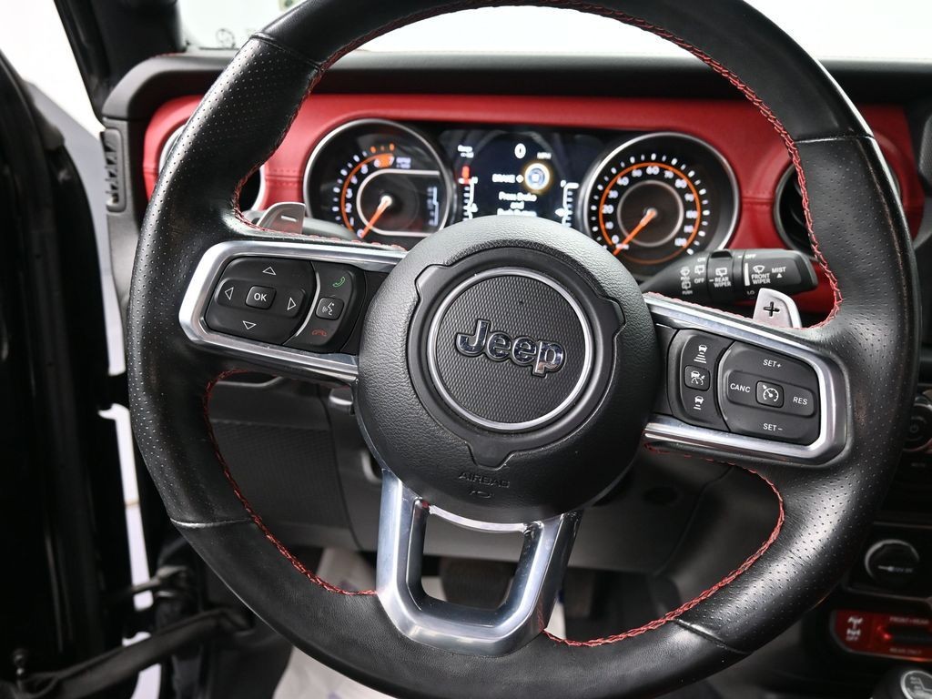 Jeep Wrangler Vehicle Full-screen Gallery Image 10