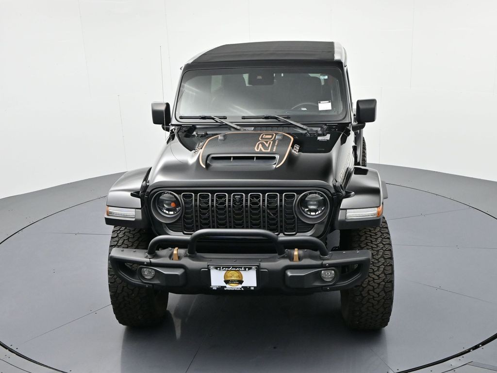 Jeep Wrangler Vehicle Full-screen Gallery Image 17