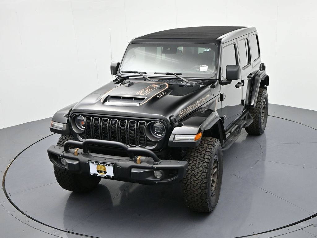 Jeep Wrangler Vehicle Full-screen Gallery Image 18