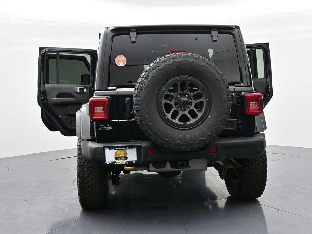 Jeep Wrangler Vehicle Full-screen Gallery Image 27